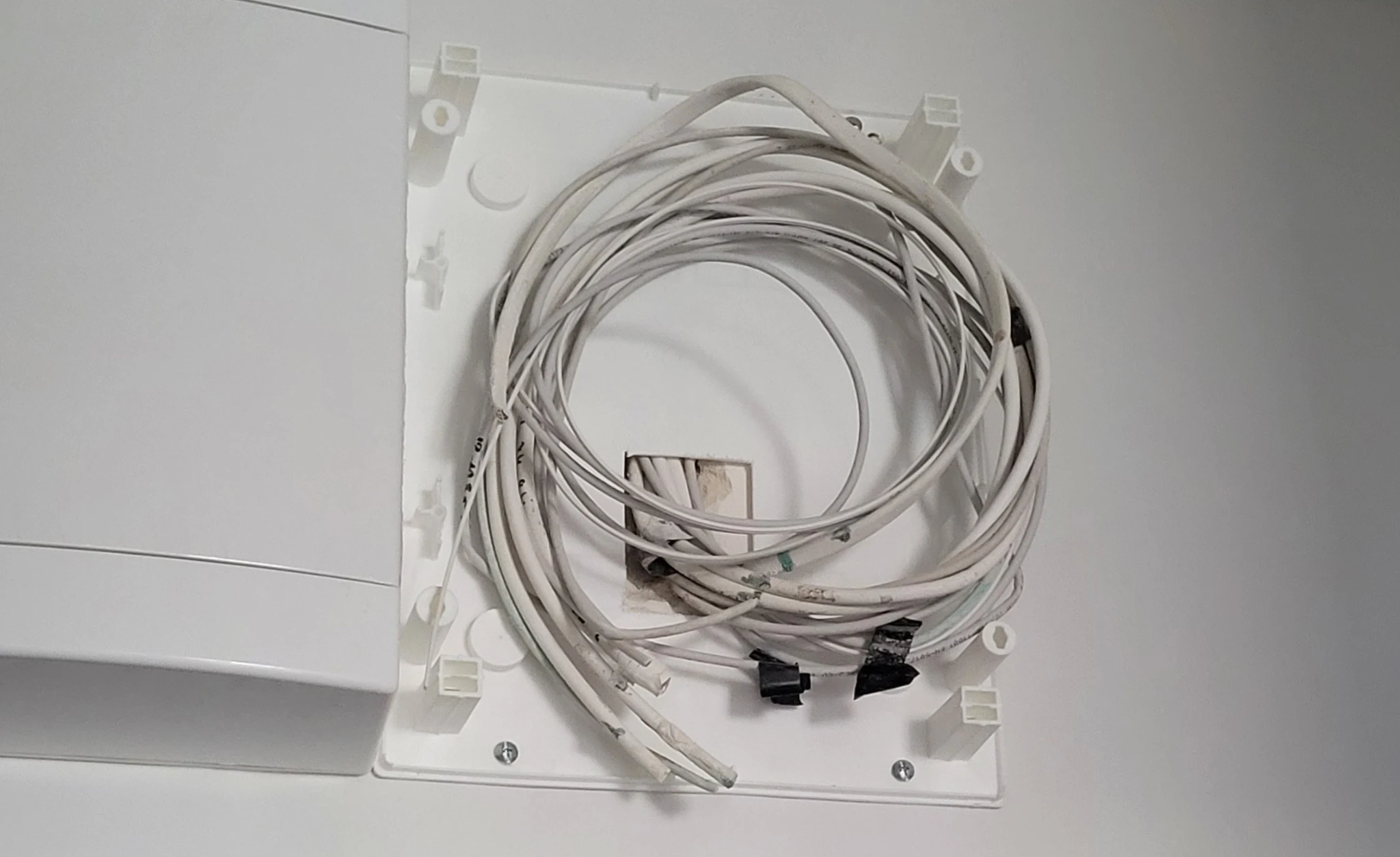 Instalacje elektryczne i niskonapięciowe — realizacja 1